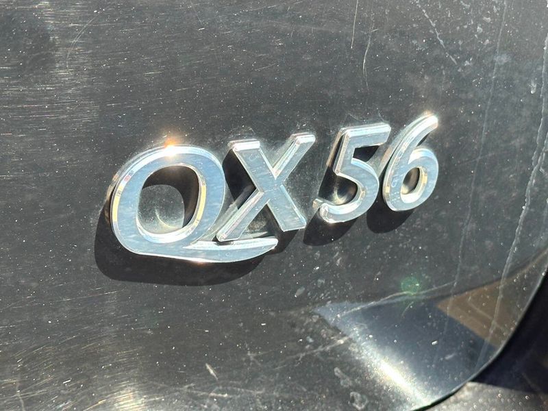 2011 INFINITI QX56 4WD 4dr 8-passenger - 22873757 - 4
