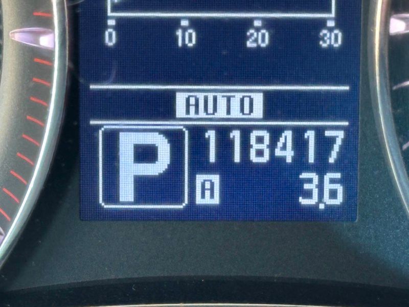 2011 INFINITI QX56 4WD 4dr 8-passenger - 22873757 - 58