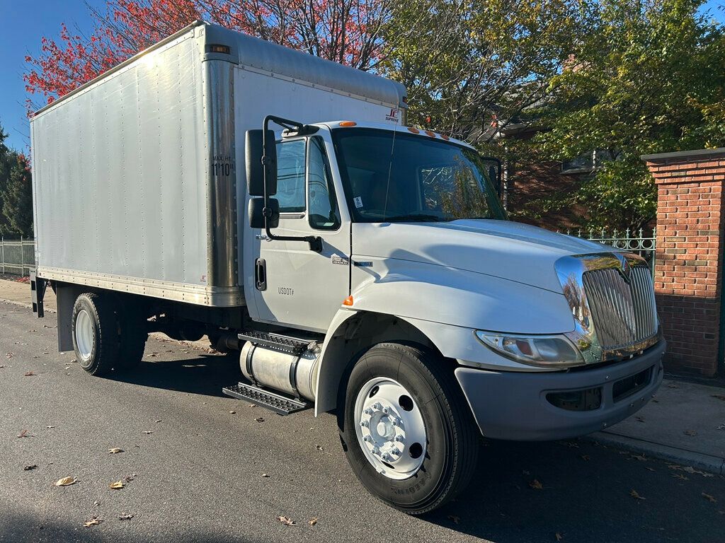 2011 International 4300M7 SBA 4X2 15 FOOT BOX - 22669472 - 0