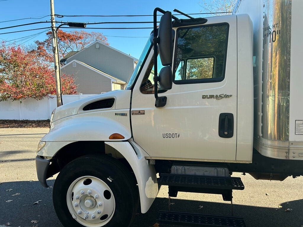 2011 International 4300M7 SBA 4X2 15 FOOT BOX - 22669472 - 29