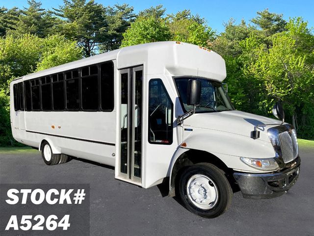 2011 International El Dorado 28 Pass. Shuttle Bus w/ Wheelchair Lift For Church Senior Tour Charter Student Group Transport - 21959075 - 0