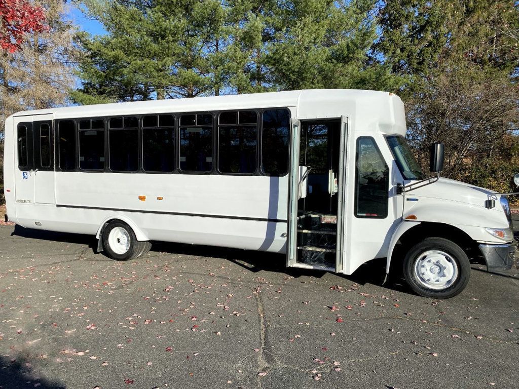 2011 International El Dorado 28 Pass. Shuttle Bus w/ Wheelchair Lift For Church Senior Tour Charter Student Group Transport - 21959075 - 7