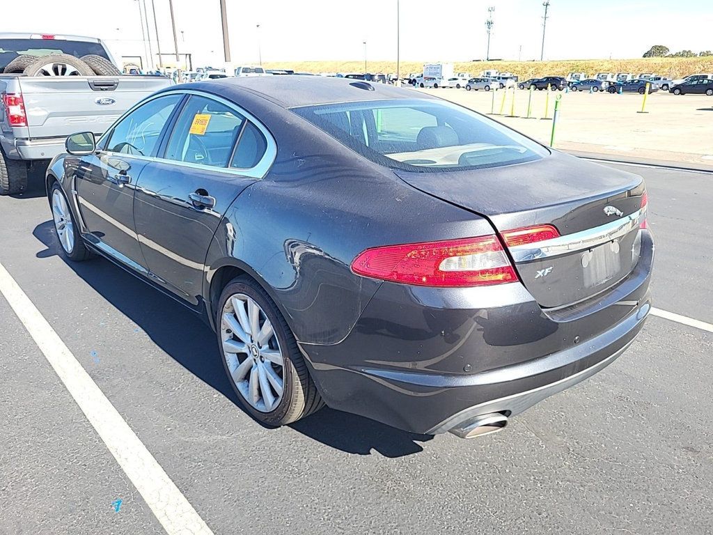 2011 Jaguar XF 4dr Sedan Premium - 23008438 - 1