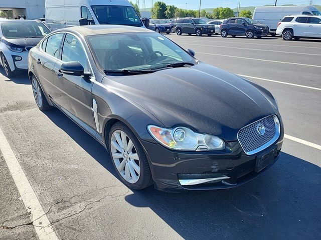 2011 Jaguar XF 4dr Sedan Premium - 23008438 - 3