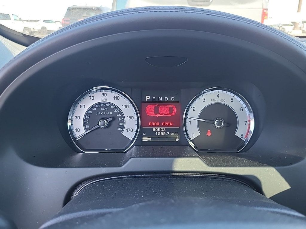 2011 Jaguar XF 4dr Sedan Premium - 23008438 - 8