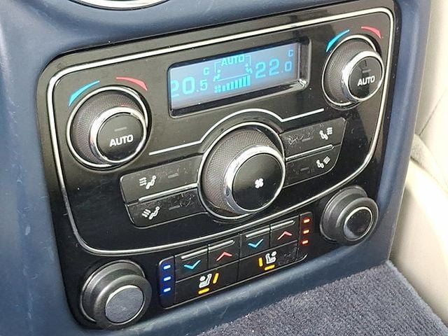 2011 Jaguar XJ 4dr Sedan - 22914347 - 9