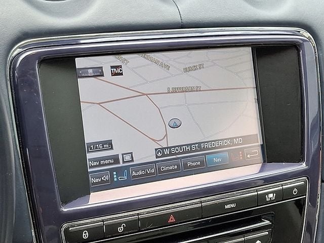 2011 Jaguar XJ 4dr Sedan - 22914347 - 16