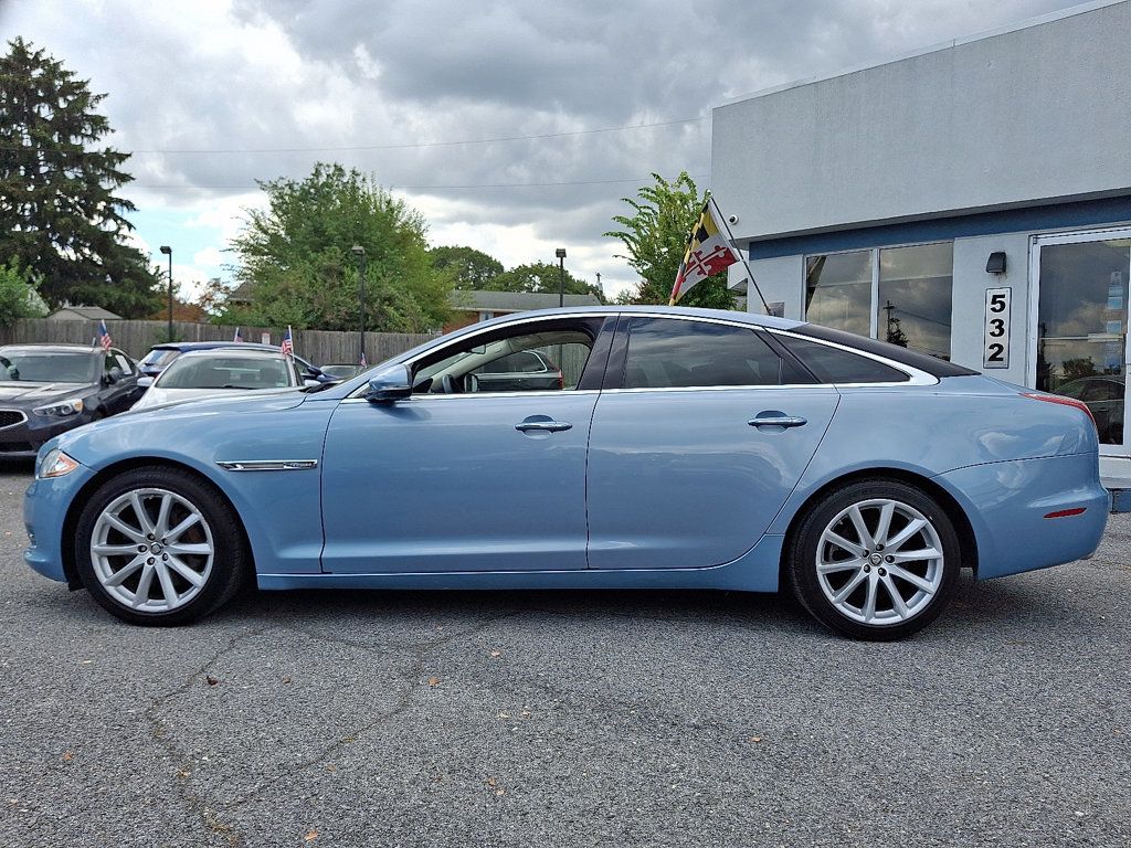2011 Jaguar XJ photo 7