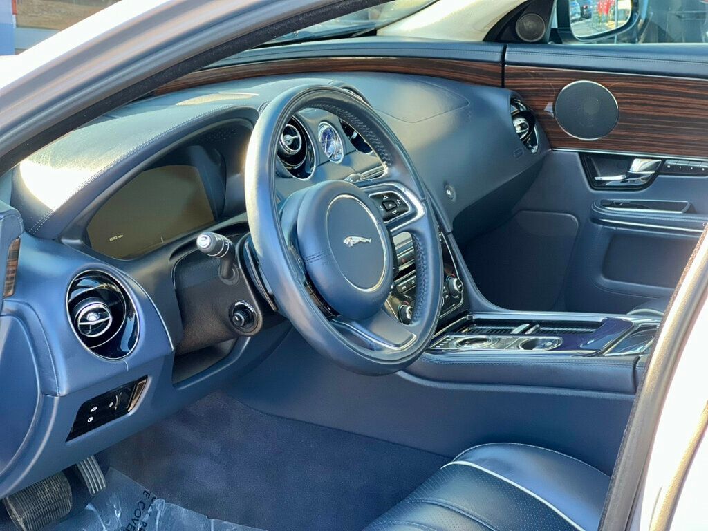 2011 Jaguar XJ 4dr Sedan XJL - 22981142 - 13