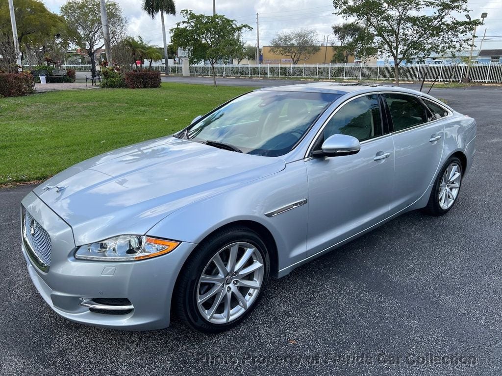 2011 Jaguar XJ Sedan 5.0L V8 RWD - 22759482 - 0