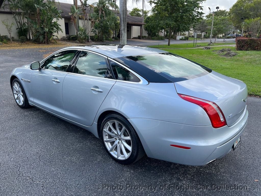 2011 Jaguar XJ Sedan 5.0L V8 RWD - 22759482 - 2