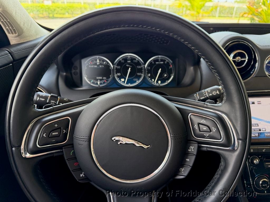 2011 Jaguar XJ XJ L Portfolio Sedan 5.0L V8 - 23052721 - 51