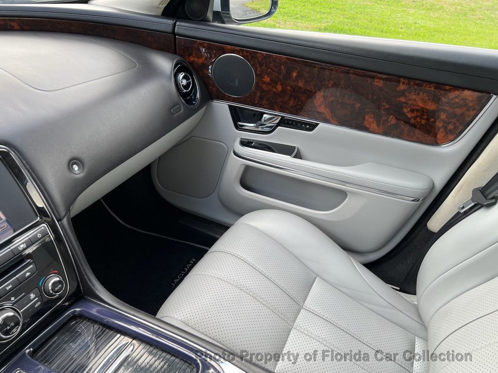 2011 Jaguar XJ photo 64