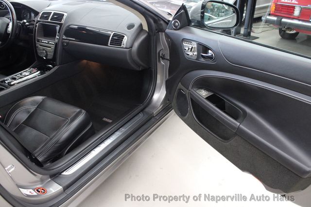 2011 Jaguar XK 2dr Convertible XKR - 23036561 - 30