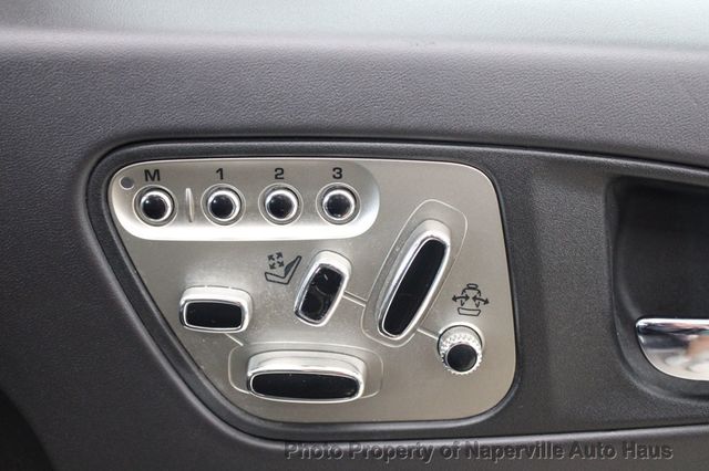 2011 Jaguar XK 2dr Convertible XKR - 23036561 - 32