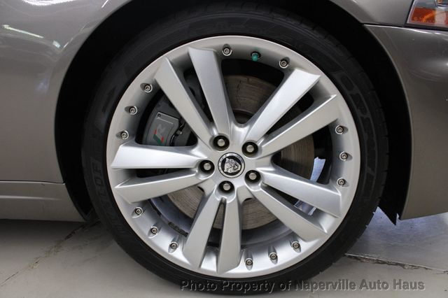 2011 Jaguar XK 2dr Convertible XKR - 23036561 - 44