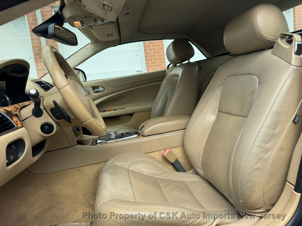 2011 Jaguar XK Convertible XKR photo 19