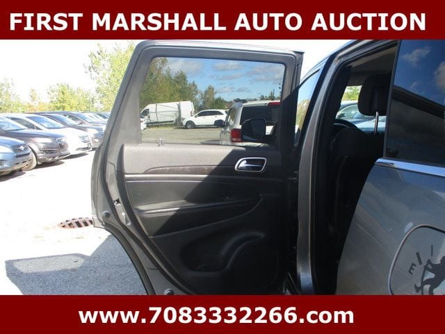 2011 Jeep Grand Cherokee 4WD 4dr Laredo - 22934645 - 4