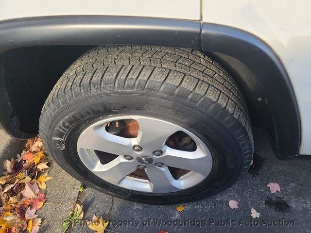 2011 Jeep Grand Cherokee 4WD 4dr Laredo - 22688061 - 13