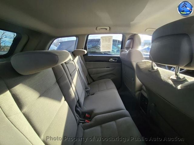 2011 Jeep Grand Cherokee 4WD 4dr Laredo - 22998044 - 10