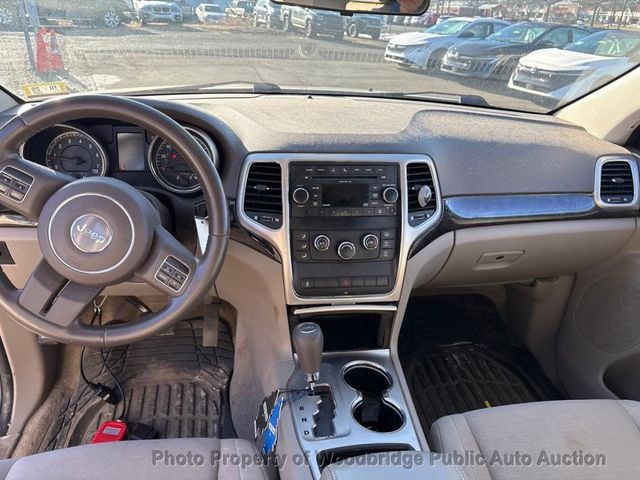 2011 Jeep Grand Cherokee 4WD 4dr Laredo - 22998044 - 19