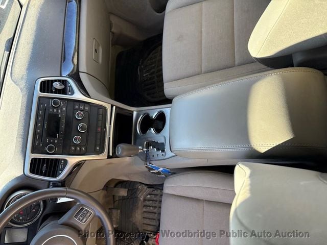 2011 Jeep Grand Cherokee 4WD 4dr Laredo - 22998044 - 20