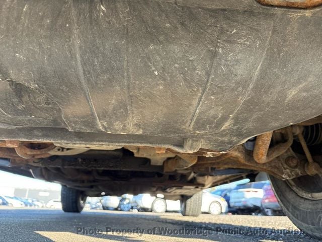 2011 Jeep Grand Cherokee 4WD 4dr Laredo - 22998044 - 28