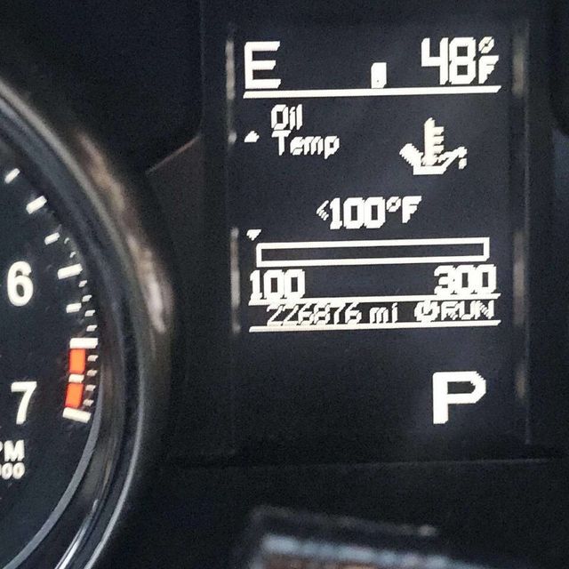 2011 Jeep Grand Cherokee 4WD 4dr Laredo - 22970249 - 9