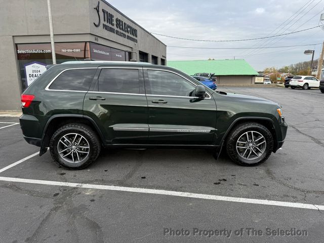 2011 Jeep Grand Cherokee 4WD LAREDO W/ X LAREDO PACKAGE - 22939858 - 15