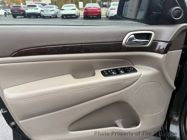 2011 Jeep Grand Cherokee 4WD LAREDO W/ X LAREDO PACKAGE - 22939858 - 33