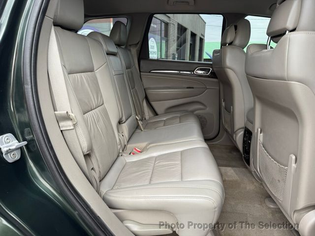 2011 Jeep Grand Cherokee 4WD LAREDO W/ X LAREDO PACKAGE - 22939858 - 37