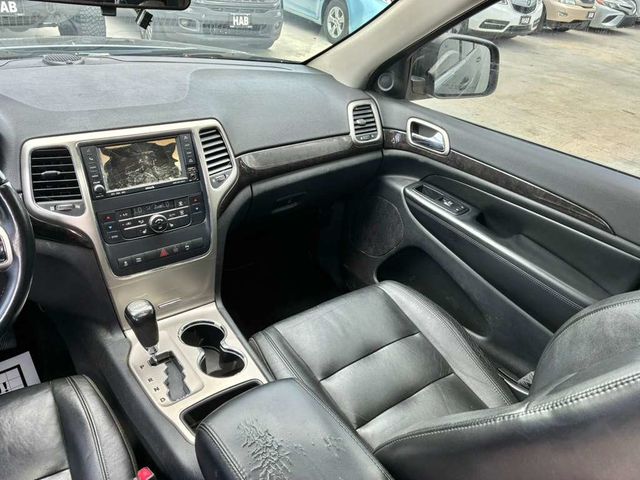 2011 Jeep Grand Cherokee Laredo - 23013858 - 10