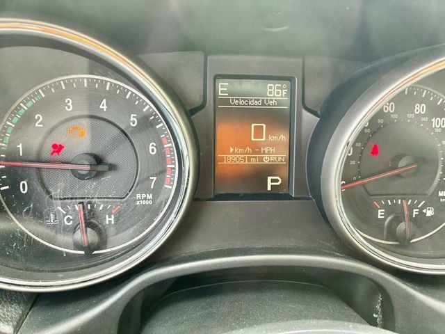 2011 Jeep Grand Cherokee Laredo - 23013858 - 6