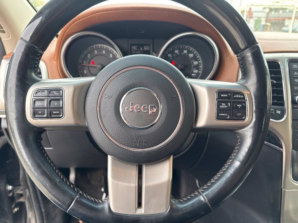 2011 Jeep Grand Cherokee Overland - 23101773 - 11