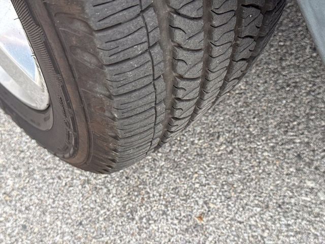 2011 Jeep Grand Cherokee Overland - 23101773 - 2