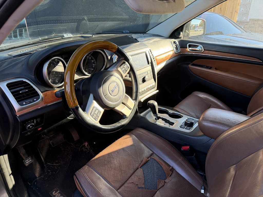 2011 Jeep Grand Cherokee OVERLAND - 23088304 - 11
