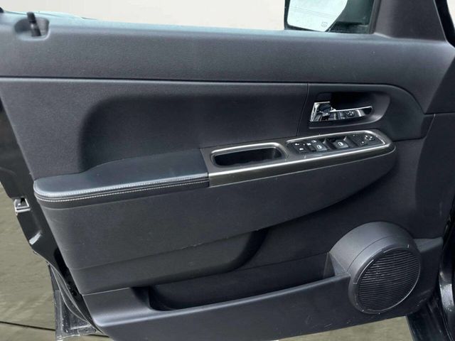 2011 Jeep Liberty Limited 4x4 4dr SUV - 22992733 - 10