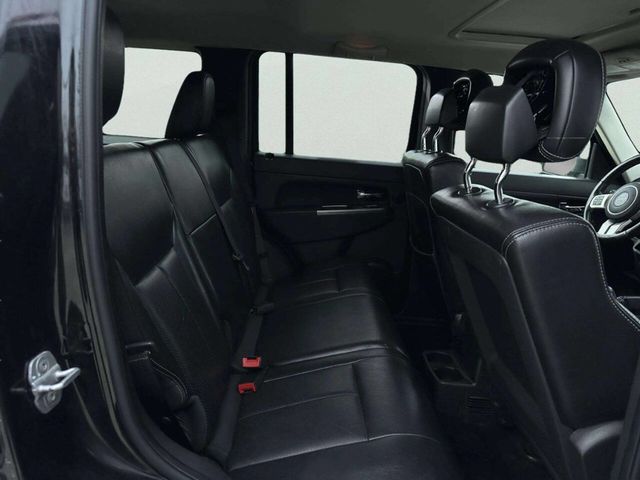 2011 Jeep Liberty Limited 4x4 4dr SUV - 22992733 - 17