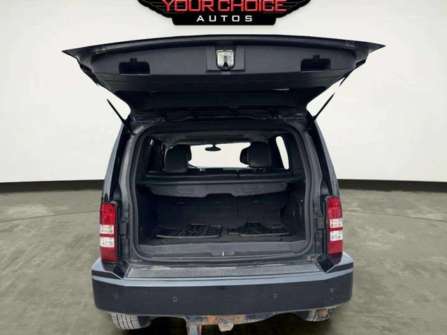 2011 Jeep Liberty Limited 4x4 4dr SUV - 22992733 - 8