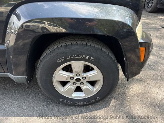 2011 Jeep Liberty Sport - 23020572 - 11