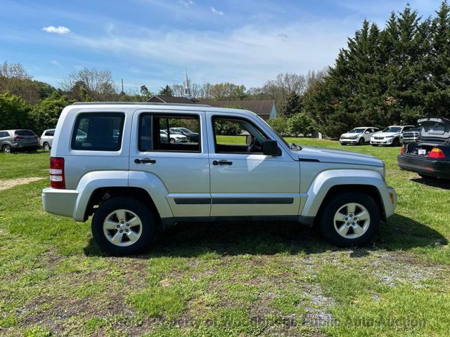 2011 Jeep Liberty Sport - 23024322 - 2