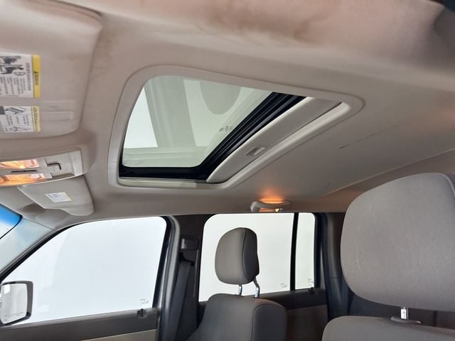 2011 Jeep Liberty Sport - 22976932 - 23