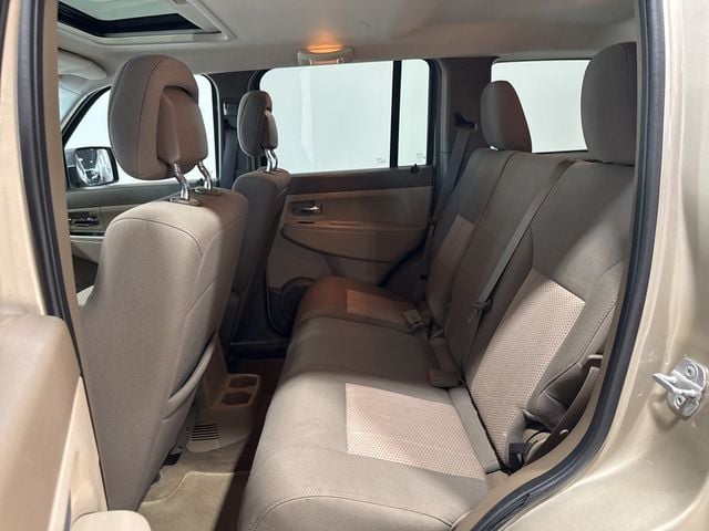 2011 Jeep Liberty Sport - 22976932 - 26