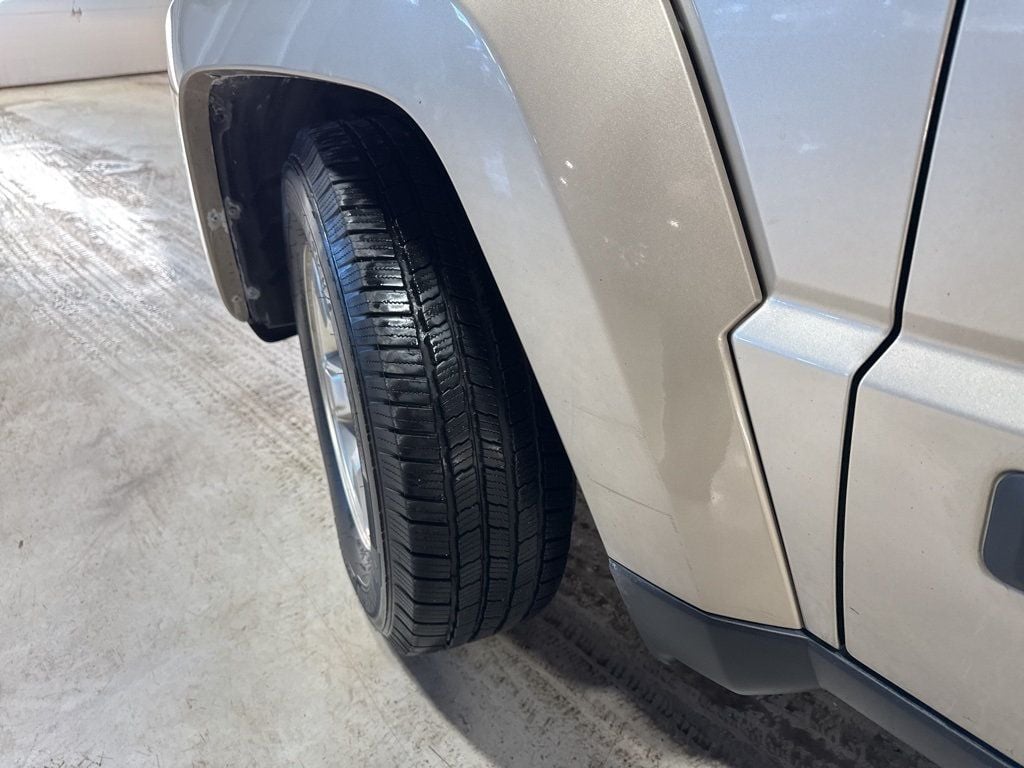 2011 Jeep Liberty Sport - 22976932 - 2