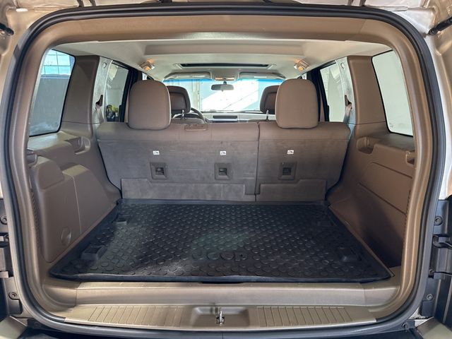 2011 Jeep Liberty Sport - 22976932 - 30