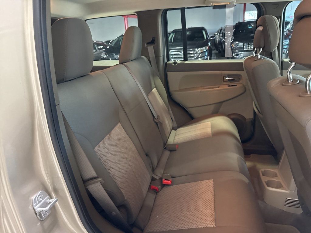 2011 Jeep Liberty Sport - 22976932 - 33