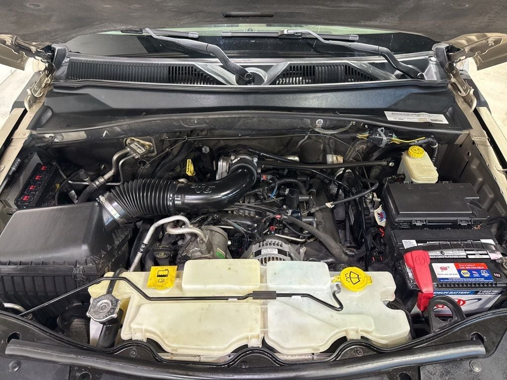 2011 Jeep Liberty Sport - 22976932 - 39