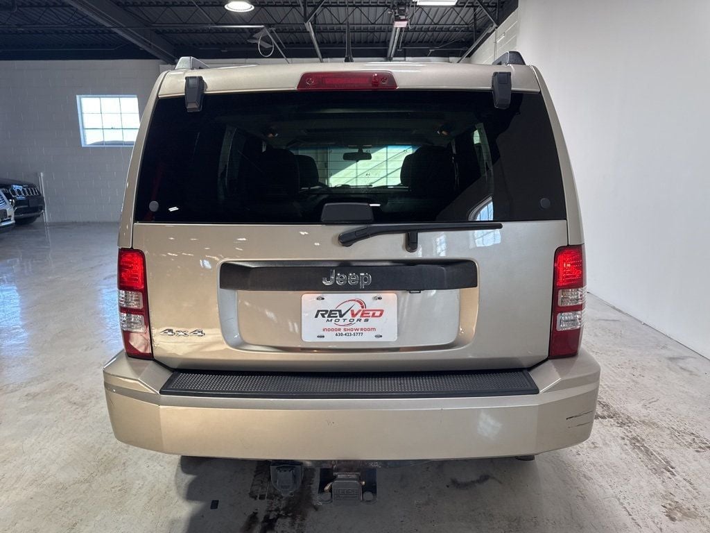 2011 Jeep Liberty Sport - 22976932 - 5