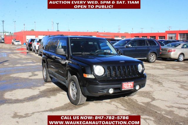 2011 Jeep Patriot FWD 4dr Latitude - 22946469 - 0