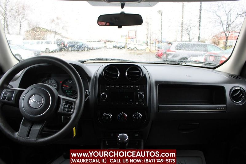 2011 Jeep Patriot FWD 4dr Latitude - 22389174 - 18